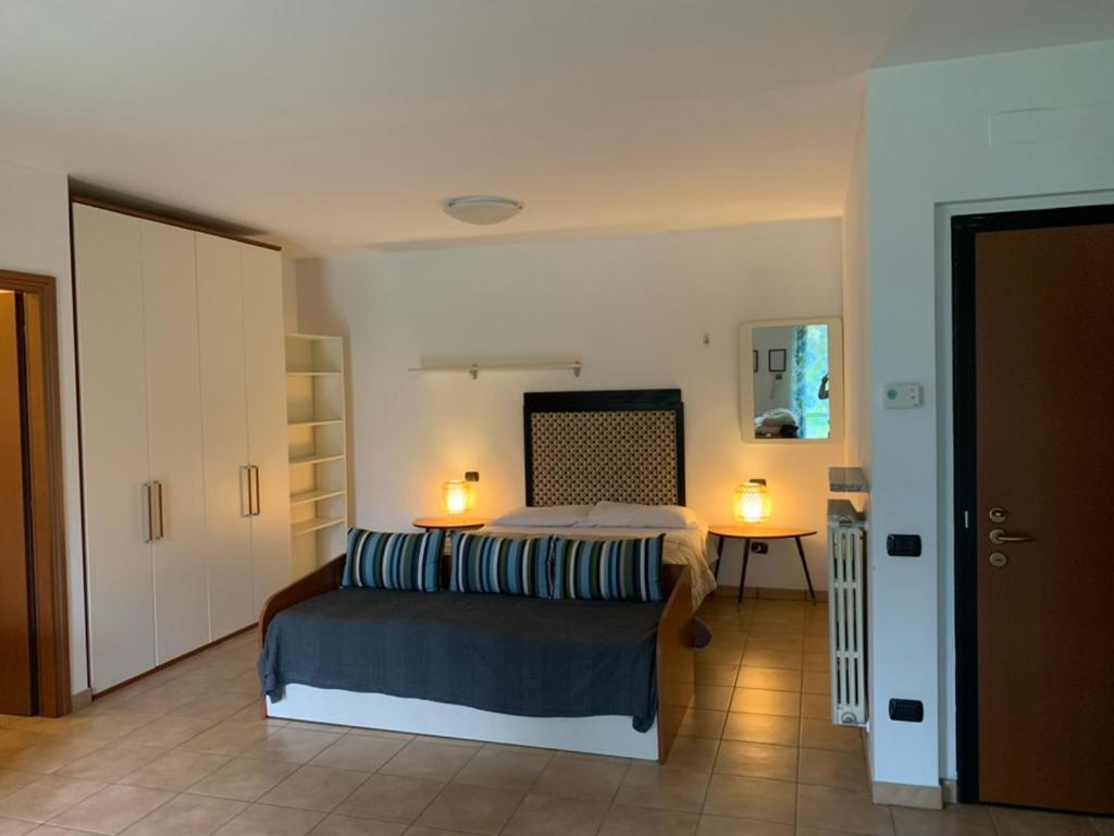 Mood - Flarer 21 Apartment Pavia Bagian luar foto