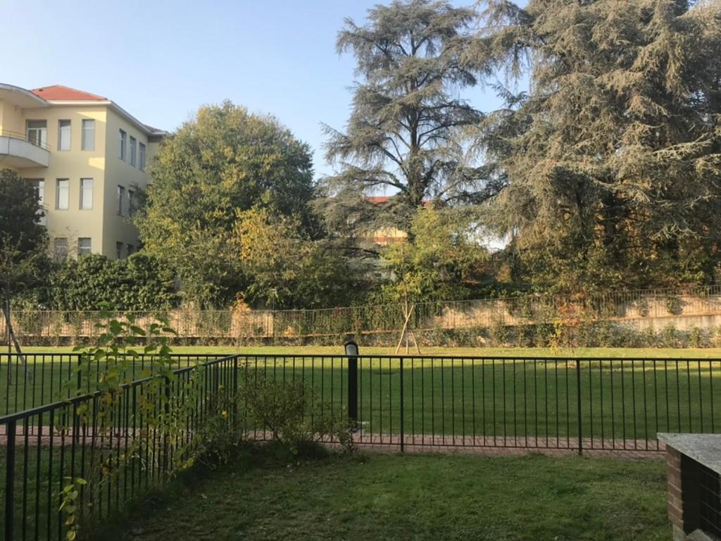 Mood - Flarer 21 Apartment Pavia Bagian luar foto